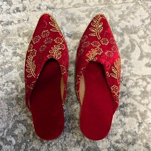 Women’s Aladin Slippers